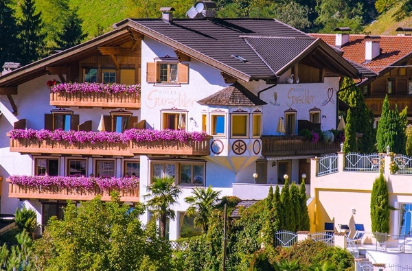 Sonnenhotel Gurschler*** - Wandern1