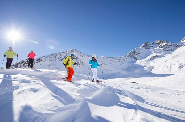 Tuberis Life Balance & Nature Farm ****S - Csm Hotel Tuberis Nature Spa Resort Schneeschuhwandern 1 Fea9f36077 (1)